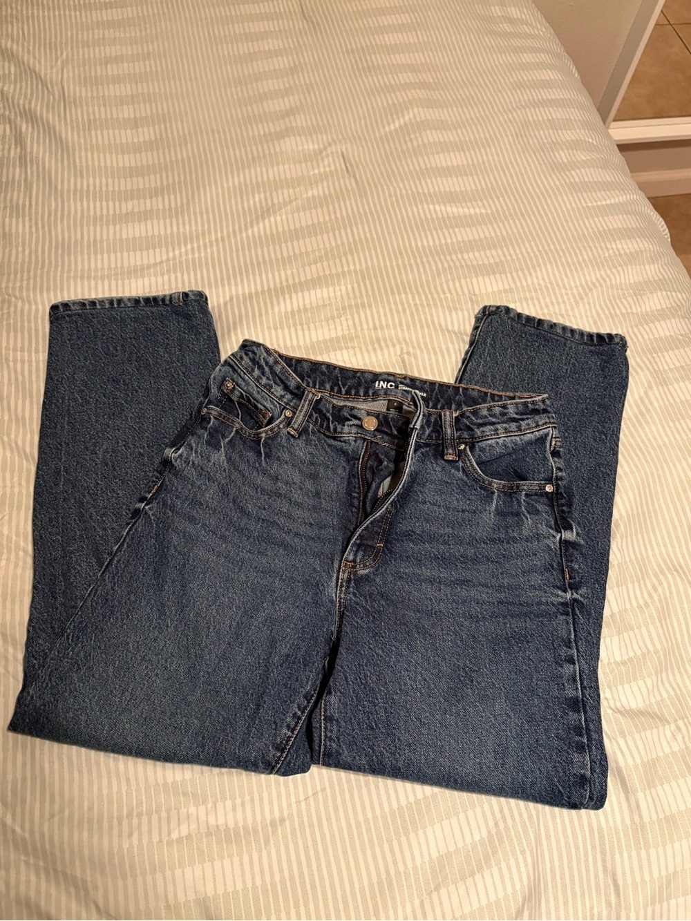 women’s jeans